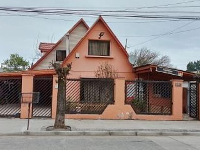 Casa amplia en Bulnes centrica