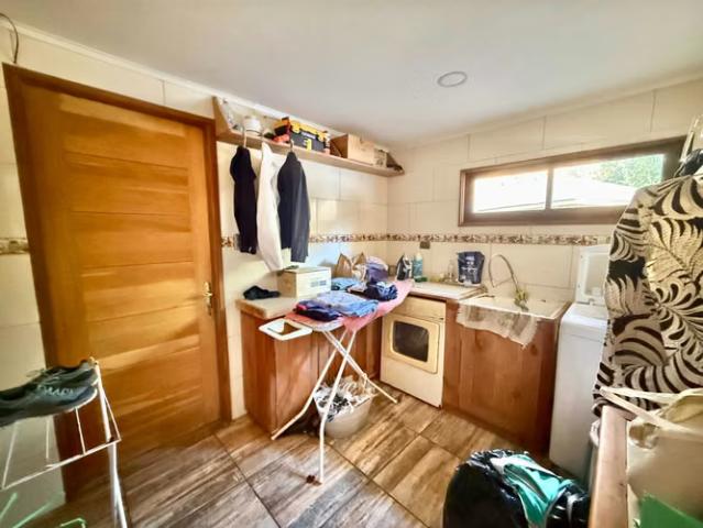 Casa amplia en parcela con jardines 1698 | dormitorios por 13800.00 en Calera de Tango