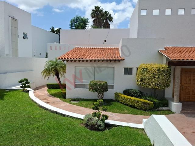 Casa amplia en RENTA – Villas del Mesón, Juriquilla, Qro