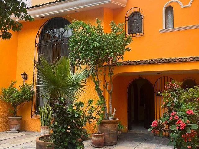 casa amplia en renta en loma bonita