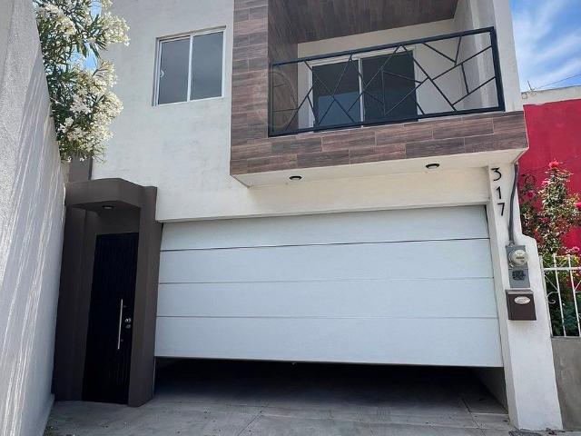 Casa Amplia en Renta en Otay Universidad $1,750.00 dlls