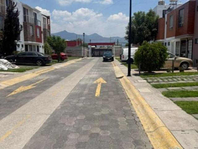CASA AMPLIADA DE 3 REC. VILLAS DE LORETO II TULTEPEC SE ACEPTAN CREDITOS INFONAVIT