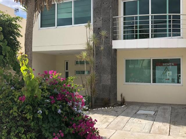 Casa Amueblada con 3 Rec?maras en Natura Residencial