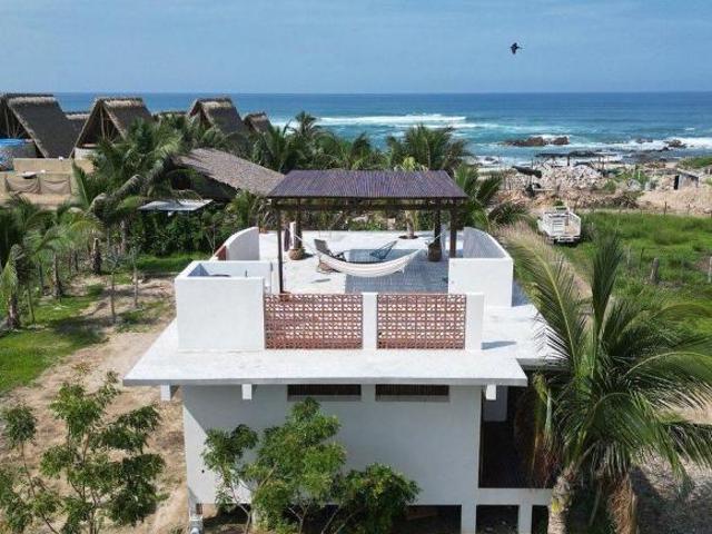 CASA AMUEBLADA CON VISTA AL MAR EN EL PUERTECITO, PUERTO ESCONDIDO, OAX