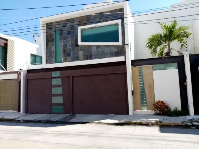 Casa Amueblada de 3 Recamaras en Renta Col. Miami
