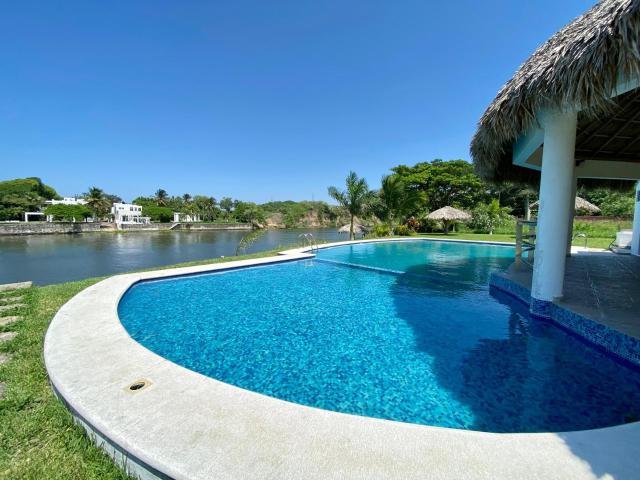 Casa amueblada en venta con alberca en Tai Tai Residencial Medell?n Veracruz