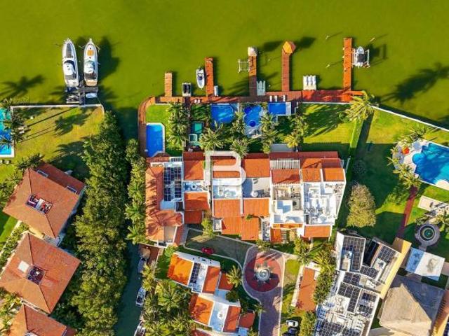 Casa Amueblada en Venta en Isla Dorada