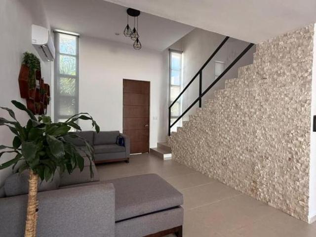 CASA AMUEBLADA EN VENTA EN PRIVADA BOTÁNICO, CONKAL