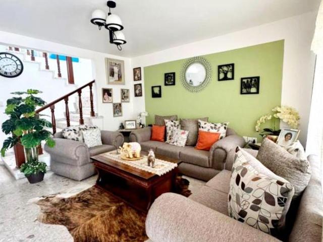 Casa Amueblada en Venta Fracc. San Miguel. por Zona Centro León, Gto