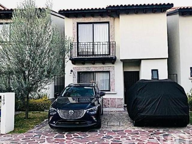 CASA AMUEBLADA EN CASCO VIEJO/ IDEAL PARA INVERSIÓN