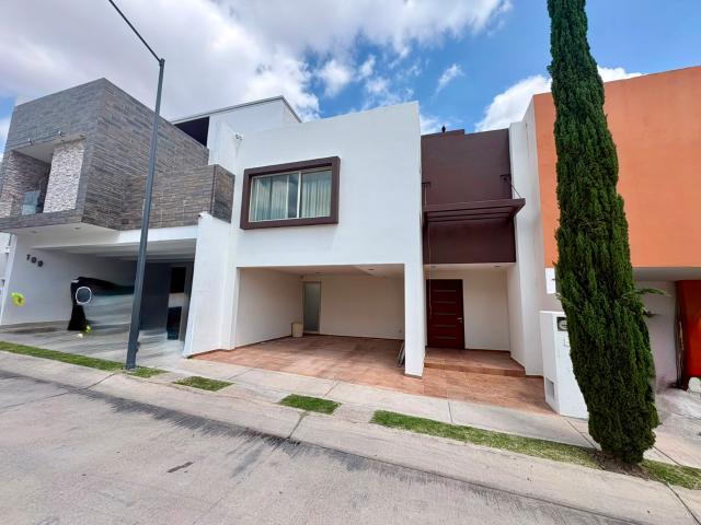 CASA AMUEBLADA EN PRIVADA SAN ÁNGEL 1