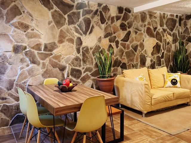 Casa Amueblada en RENTA