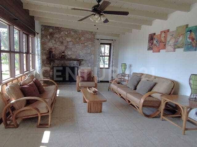 CASA AMUEBLADA EN RENTA UBICADA EN QUINTAS PAPAGAYO, ENSENADA, B.C