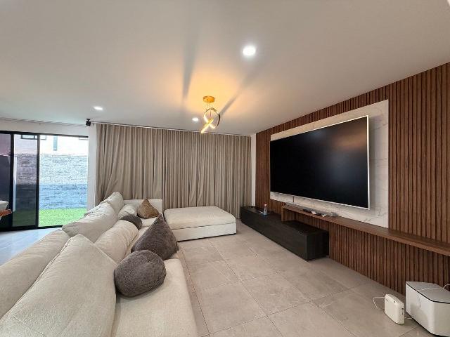 CASA AMUEBLADA EN RENTA | ZEN LIFE II