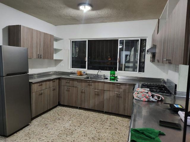 CASA AMUEBLADA EN RENTA ZONA TEC