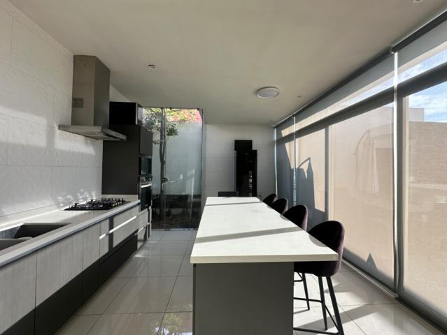 CASA AMUEBLADA EN RENTA AL PONIENTE | Santa Fe