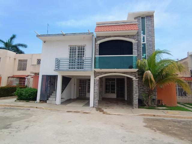 CASA AMUEBLADA EN RENTA ANUAL LANO LARGO