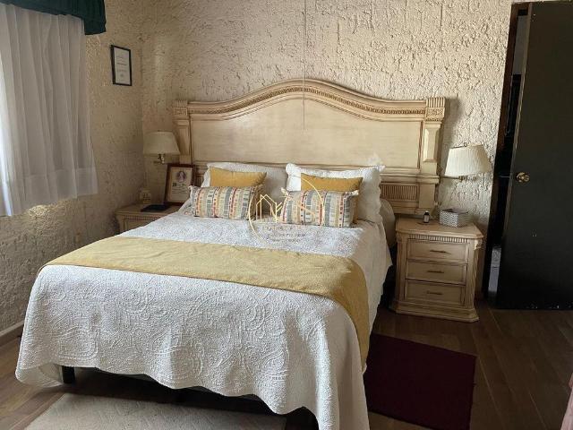 CASA AMUEBLADA EN RENTA ARBOLEDAS CELAYA