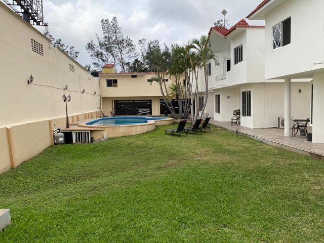 Casa amueblada en renta Av. Ejercito Mexicano, Col. Ejido 1ero de Mayo Norte, Boca del Rio