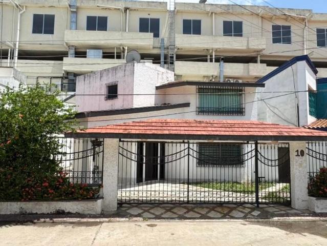 CASA AMUEBLADA EN RENTA EN TABASCO 2000