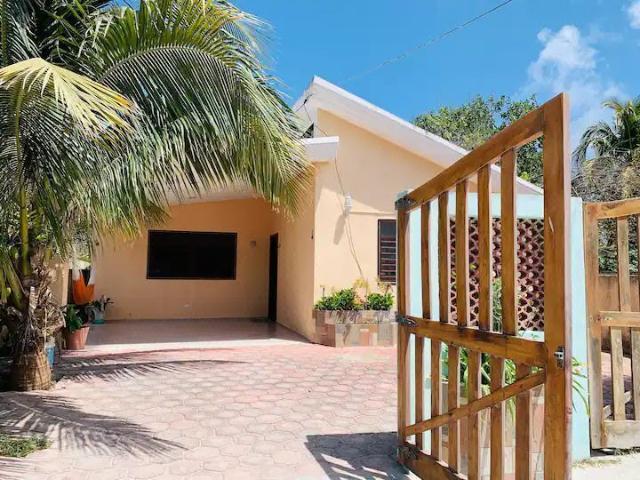Casa amueblada en RENTA en Telchac Puerto