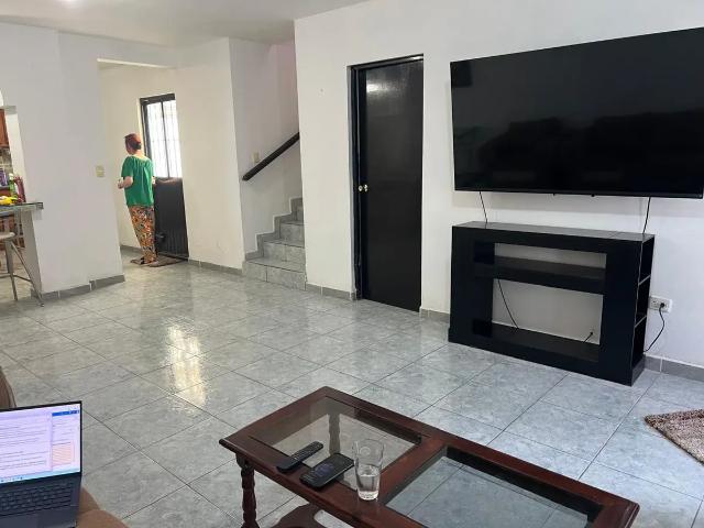 Casa amueblada en renta en Urdiñola