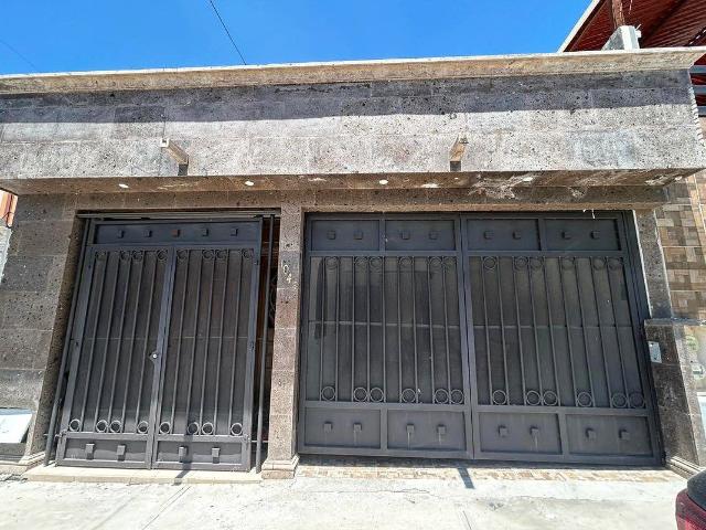 Casa Amueblada en RENTA en Villas de la Angostura