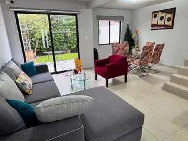 'casa Amueblada En Renta En Zibatá, El Canto, Con Alberca'