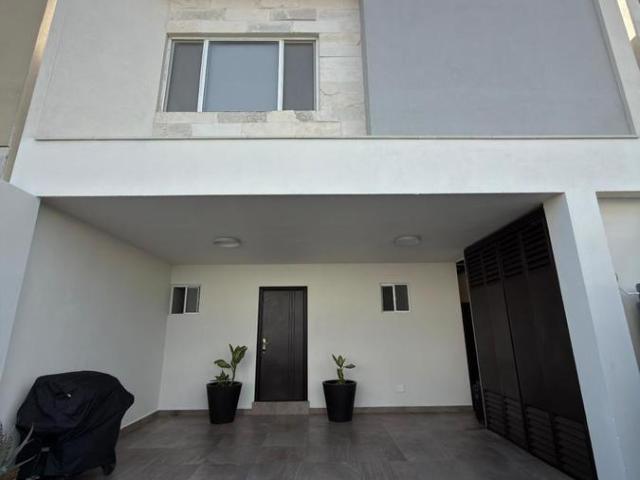 Casa Amueblada en Renta en Apodaca