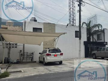 Casa Amueblada en Renta en colonia Villa Las Fuentes Monterrey