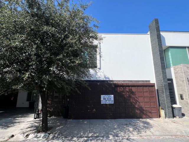 Casa Amueblada en Renta en Cumbres Santa Clara | 3 Rec?maras | Privada con Seguridad | $23,000