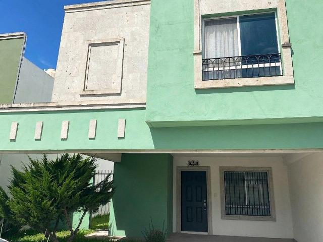 Casa Amueblada en RENTA en El Álamo