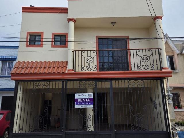 CASA AMUEBLADA EN RENTA EN FRESNOS DEL LAGO