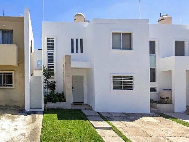 Casa amueblada en RENTA en Telchac Puerto