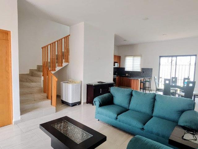 CASA AMUEBLADA EN RENTA EN HDA. VALBUENA EN LA FLORIDA, S.L.P
