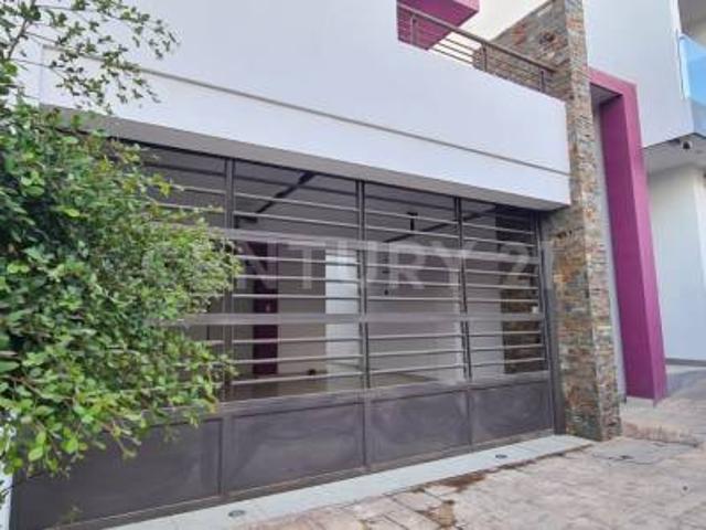 CASA AMUEBLADA EN RENTA EN INTERLOMAS