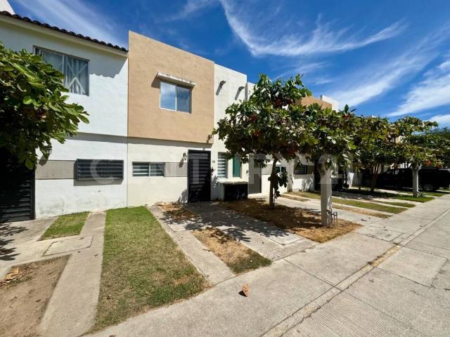 Casa amueblada en renta en Jade Residencial, Ixtapa – Puerto Vallarta