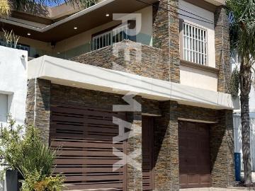 Casa Amueblada en Renta en la Colonia Casa Blanca en Tijuana