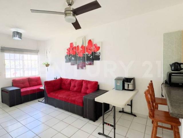 Casa amueblada en renta en Las Ceibas, 3 recamaras + 2 baños, largo plazo