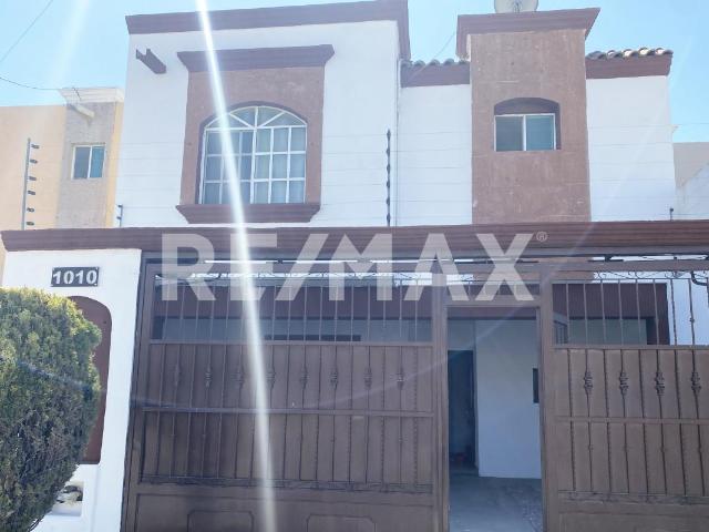 Casa Amueblada en RENTA en Lomas del Valle