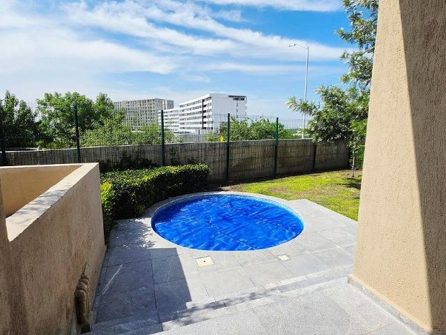 Casa Amueblada en Renta en Altos Juriquilla | 2 Recámaras + Estudio