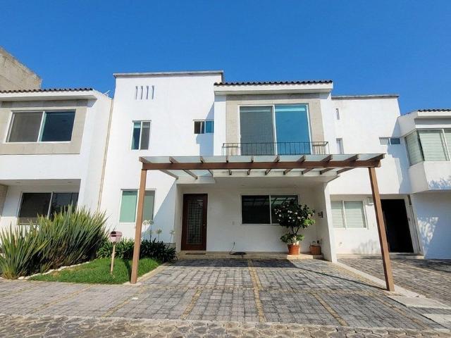 CASA AMUEBLADA EN RENTA EN PARQUE LA CASTELLANA, LOMAS DE ANGELÓPOLIS II
