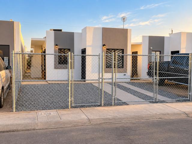 Casa amueblada en renta en Quinta Granada III | 2 recámaras y alberca en sus amenidades