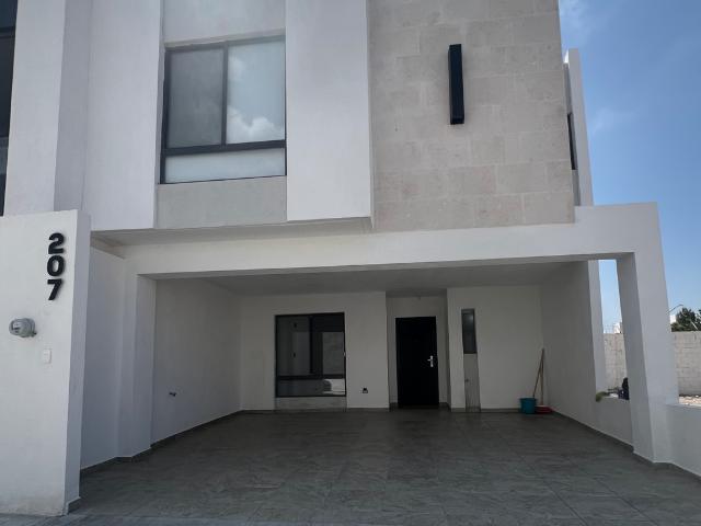 Casa amueblada en renta en Saltillo, Coahuila 3 recámaras, seguridad y comodidad