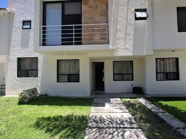 Casa AMUEBLADA en renta en Sonterra / Querétaro
