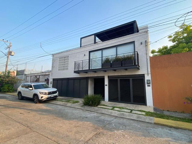 Casa Amueblada en Renta Fracc Framboyanes Villahermosa