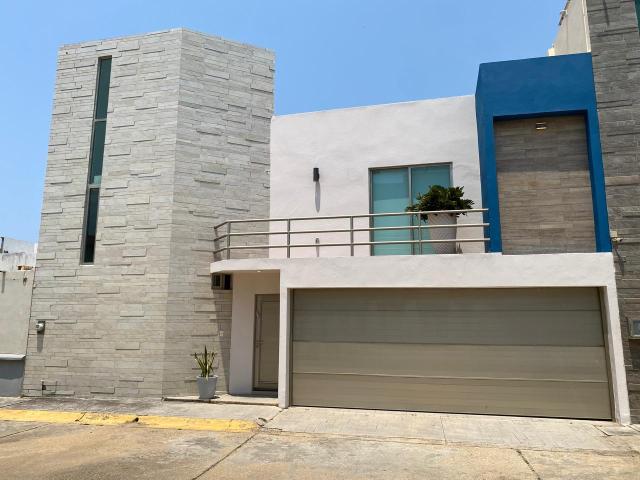 Casa Amueblada en Renta, Fracc. Paraiso Campestre. Coatzacoalcos, Ver