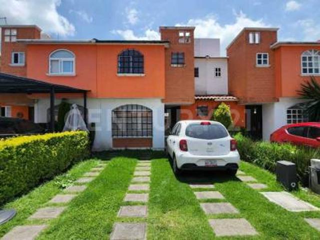 ¡Casa amueblada en renta, lista para habitar!