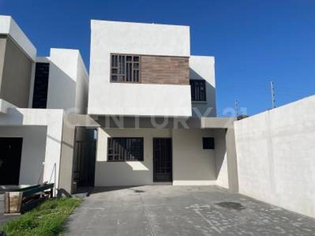 Casa Amueblada esquina Renta Estancias de Valle de Plata Apodaca Nuevo León
