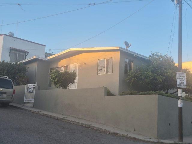 CASA AMUEBLADA IDEAL PARA ESTUDIANTES DE CICESE O UABC, EN RUTA DE TRANSPORTE